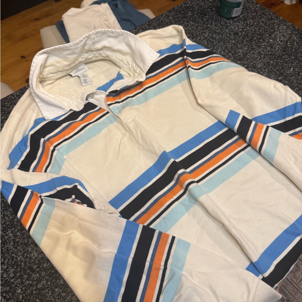 H&M Relaxed Fit Shirt with Blue Stripe
